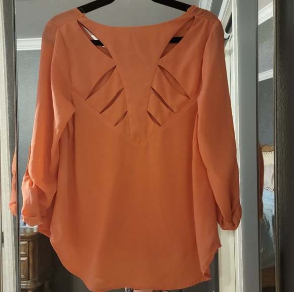 Blouse - Picture 2 of 2